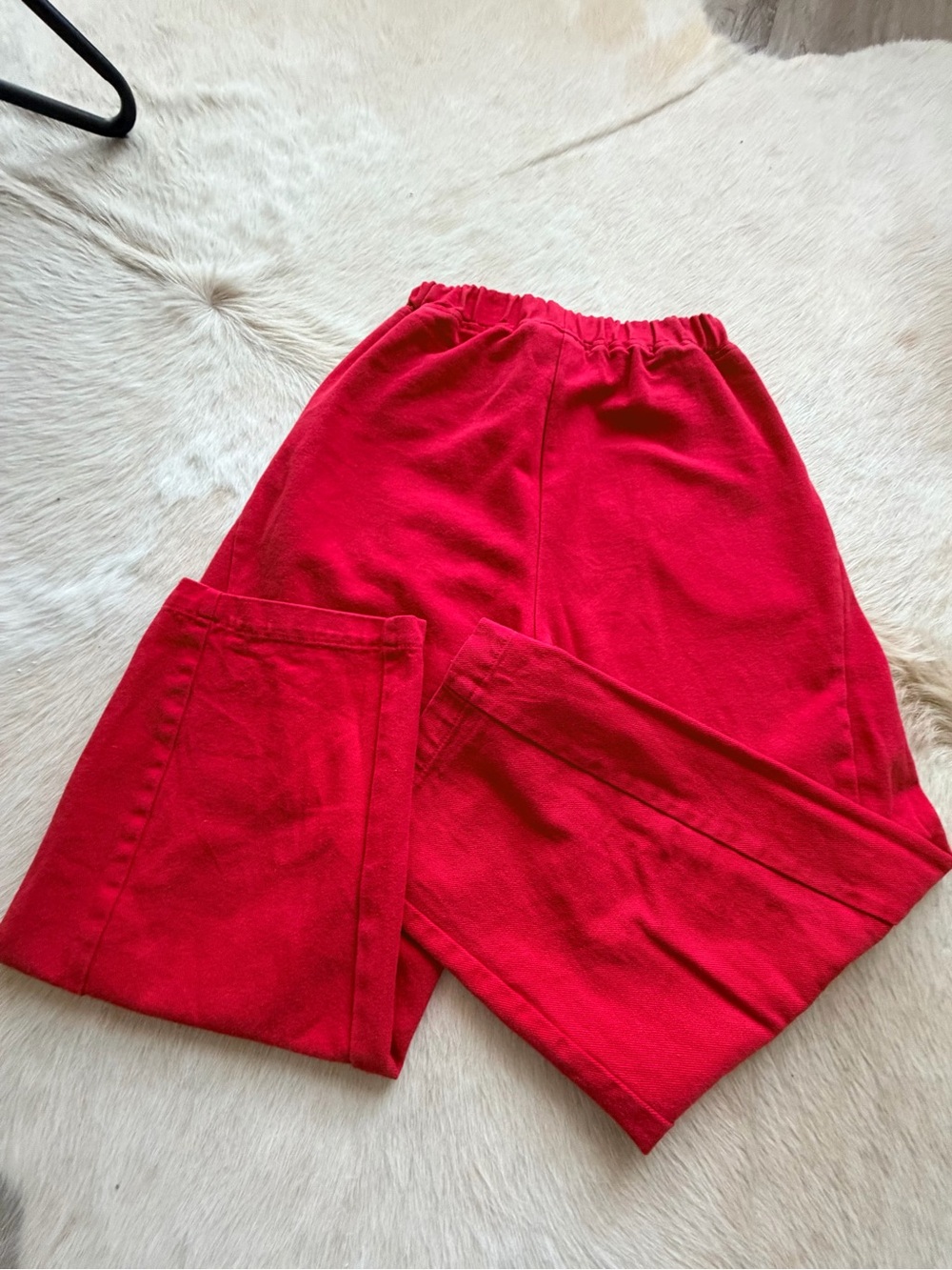 Women's Red Cropped Barrel Pants - Picture 3 of 6